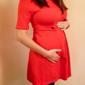 Isabella Oliver Maternity Short Sleeve Cree Neck Cinched-Waist Knit Top